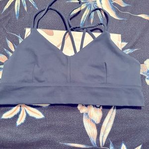 sports bra